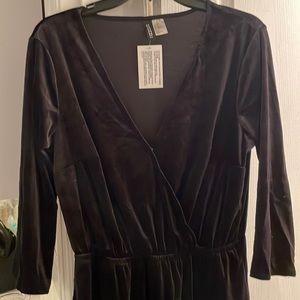 Black velvet H&M mini dress